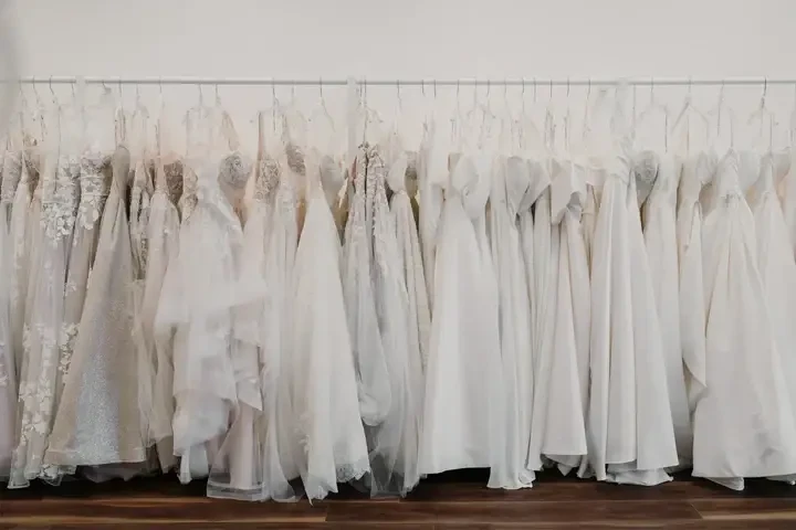 Do’s &amp; Don’ts for First-Time Brides Visiting Bridal Boutiques Image