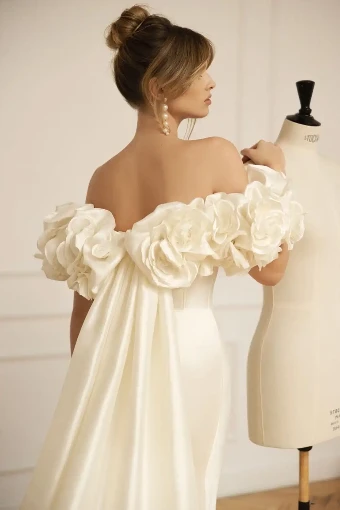 Eva Lendel Rozalli #2 Ivory thumbnail
